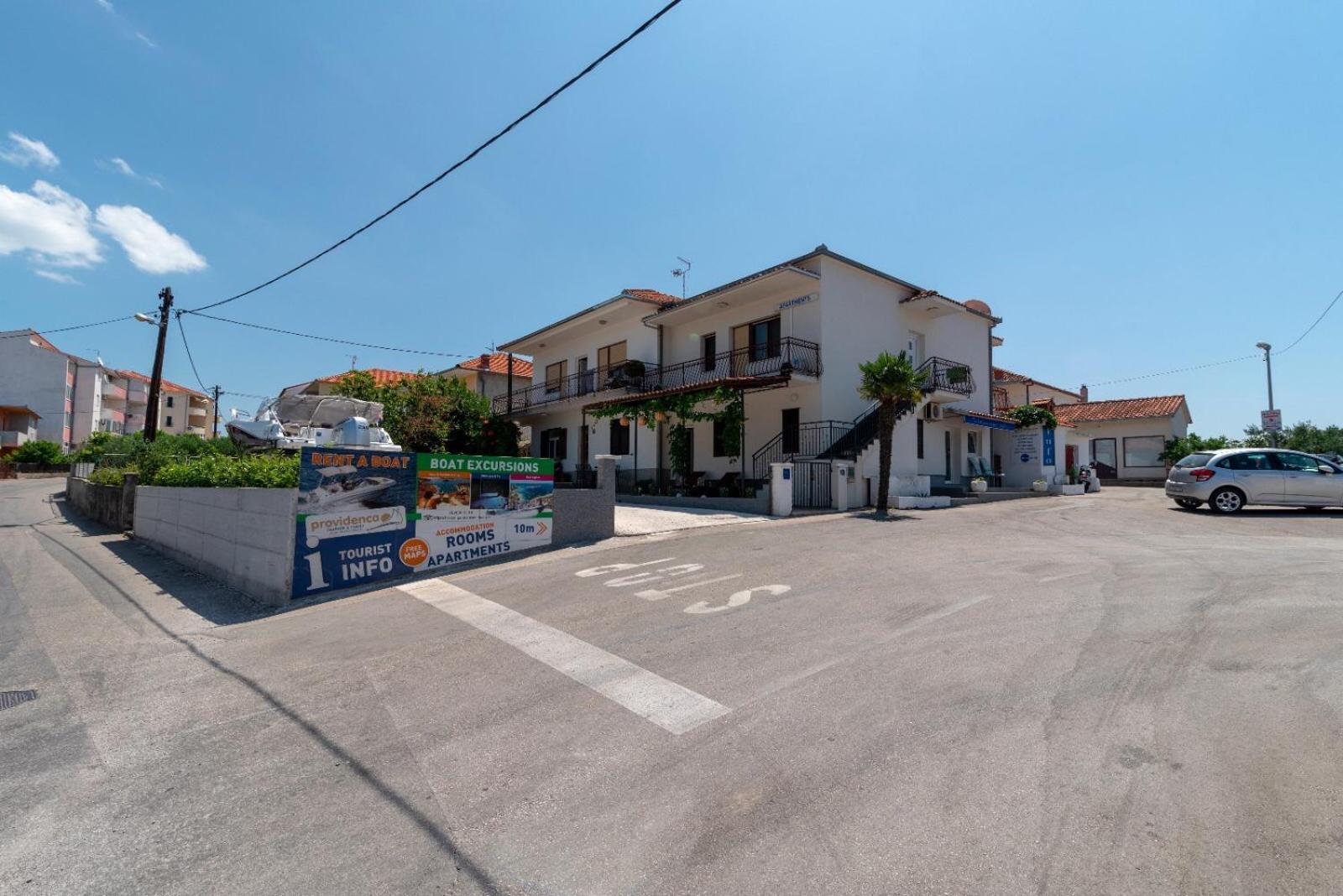 Apartman Karmen Trogir Exteriér fotografie